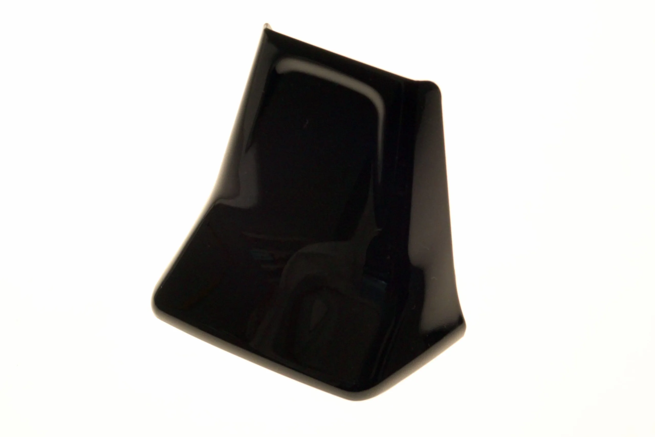 915339_915339_26012023183505-1